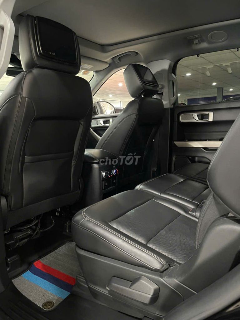 Ford Explorer 2021 - 59700 km. Mua bán Ô tô tại Quận 3 Tp Hồ Chí Minh được đăng bởi Lương Hoàng Long hình 12