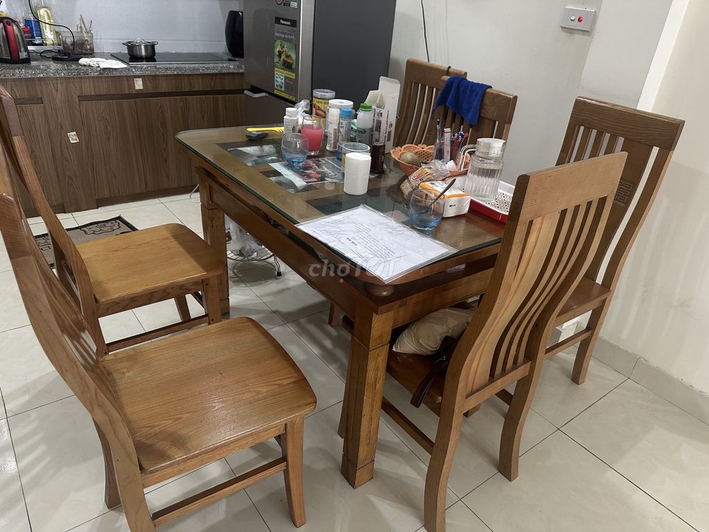 Bộ bàn ăn 6 ghế gỗ kính Nâu. Mua bán Bàn ghế tại Quận Hải An Hải Phòng được đăng bởi Giang Nguyễn hương hình 1