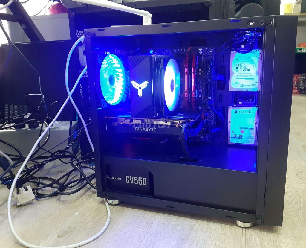 Pc I5 9600K - Gadeon 5500XT 32gb ram - 512ssd