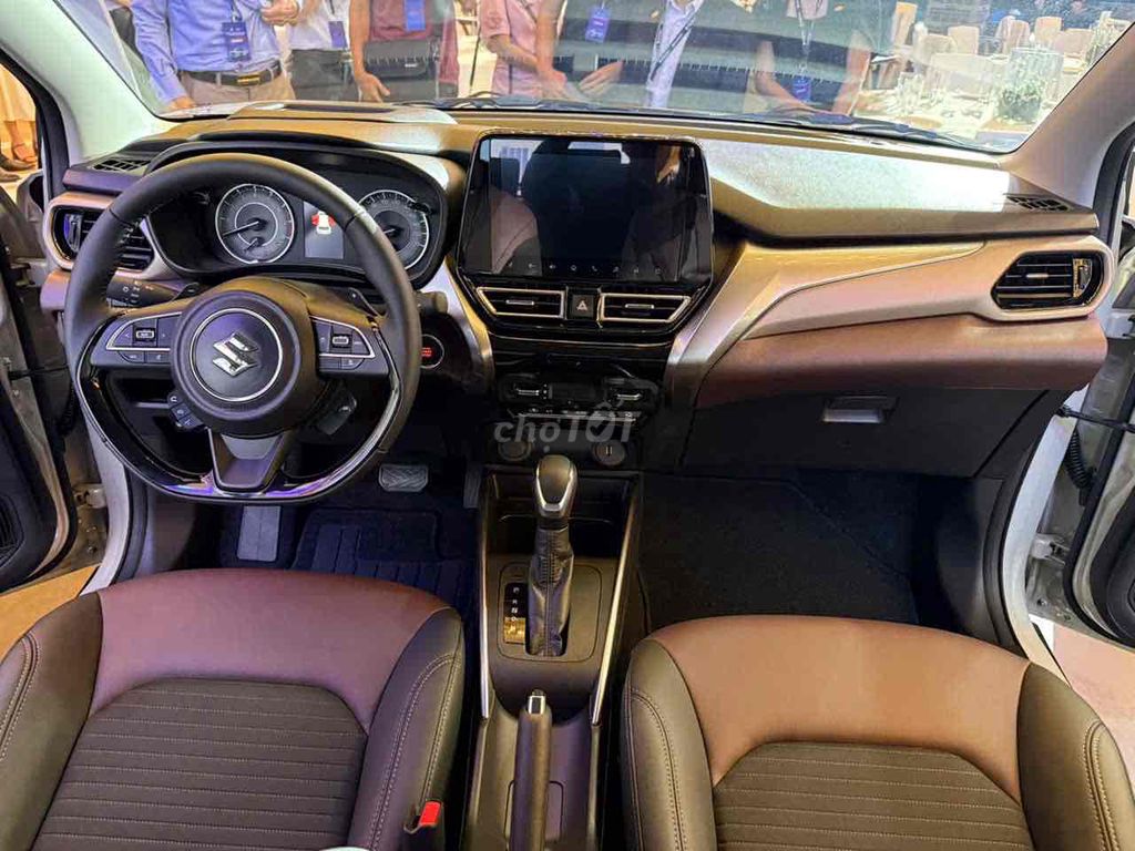 Suzuki fronx 2025 đủ màu giao ngay ưu đãi chốt sớm. Mua bán Ô tô tại Quận Tân Phú Tp Hồ Chí Minh được đăng bởi SUZUKI VIỆT LONG  hình 8
