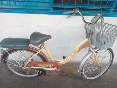 Xe đạp mini nữ 24 inch Vàng đồng. Mua bán Xe đạp tại Quận 10 Tp Hồ Chí Minh được đăng bởi Phạm văn minh