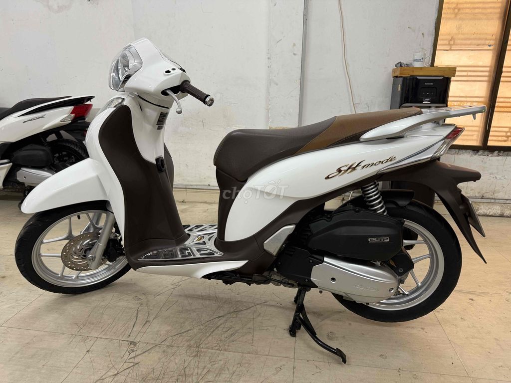 shmode trắng xám khoá thông minh xe đẹp nguyên rin. Mua bán Xe máy tại Quận Thanh Khê Đà Nẵng được đăng bởi Long hình 1