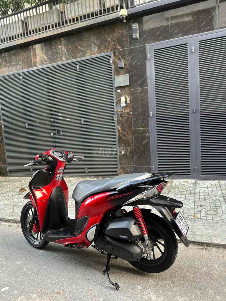 Honda SH Mode 2024 Bản cao cấp ABS Đỏ đen. Mua bán Xe máy tại Quận Gò Vấp Tp Hồ Chí Minh được đăng bởi Nguyễn Cường hình 7