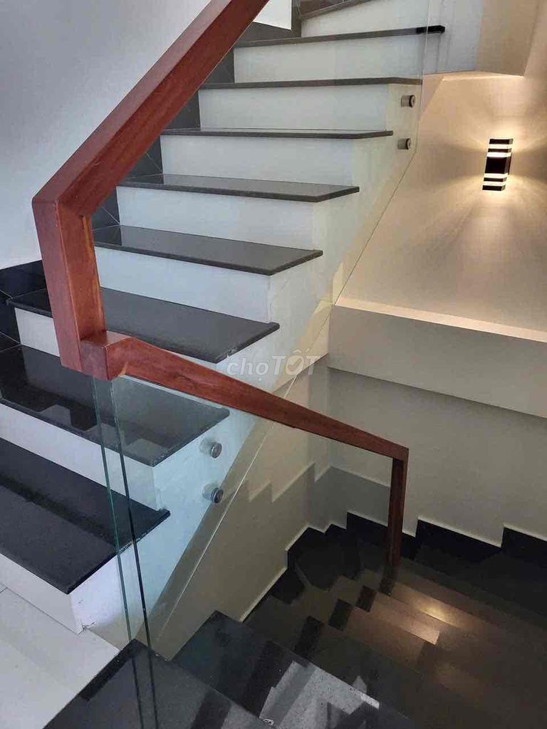 Nhà Mới Đẹp Tân Bình, HXH tránh nhau, 1 Trệt 3 Lầu Sân Thượng - ảnh 4