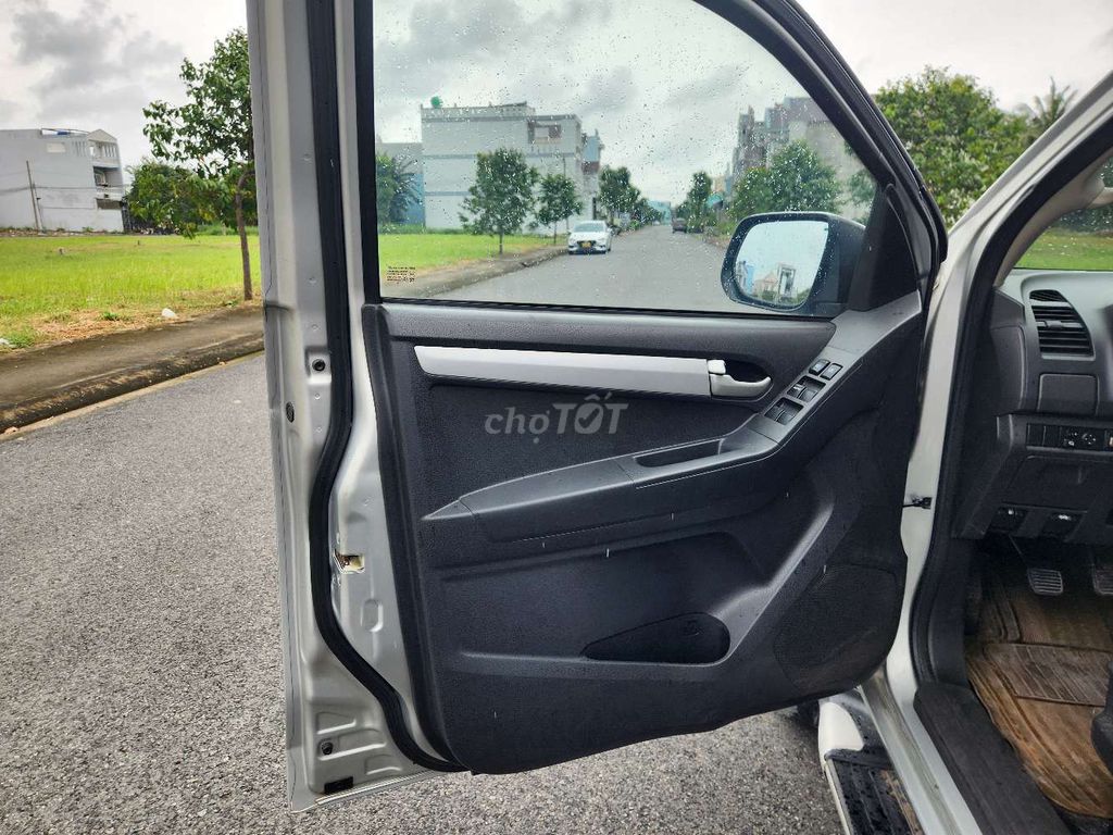 2016 LS 2.5 4x2 MT - 160000 km. Mua bán Ô tô tại Huyện Bình Chánh Tp Hồ Chí Minh được đăng bởi thanh hình 8