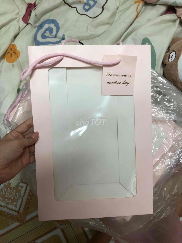 Giỏ đựng quà mặt mica 32 cái 25x18x35cm