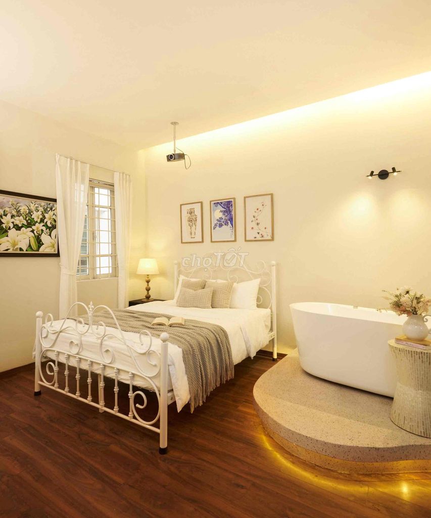Giường sắt Trắng Mới nguyên. Mua bán Giường, chăn ga gối nệm tại Quận Hoàng Mai Hà Nội được đăng bởi Bùi Bích Phương hình 1