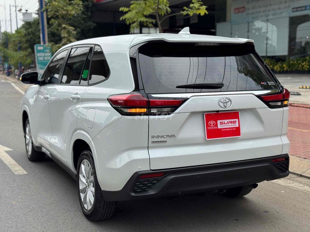 Innova Cross 2025 lướt 1.000Km - Giá còn Giảm. Mua bán Ô tô tại Thành phố Thủ Đức Tp Hồ Chí Minh được đăng bởi Ngọc Long Toyota Đông Sài Gòn hình 4