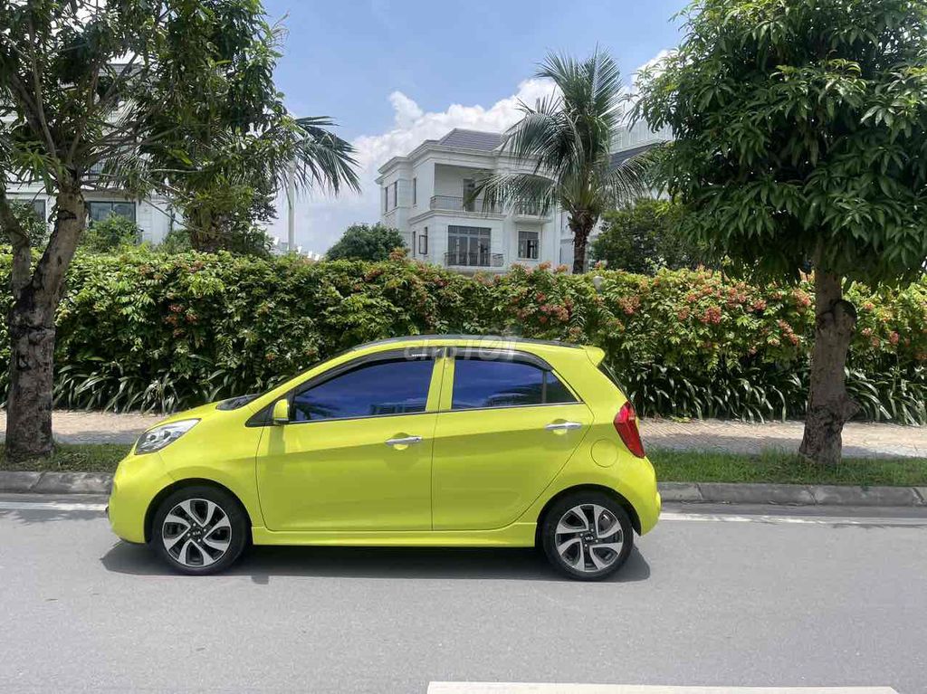 KIA Morning 2017 Si  may 1.25  số sàn chính chủ. Mua bán Ô tô tại Quận Tây Hồ Hà Nội được đăng bởi thanh hằng  hình 4