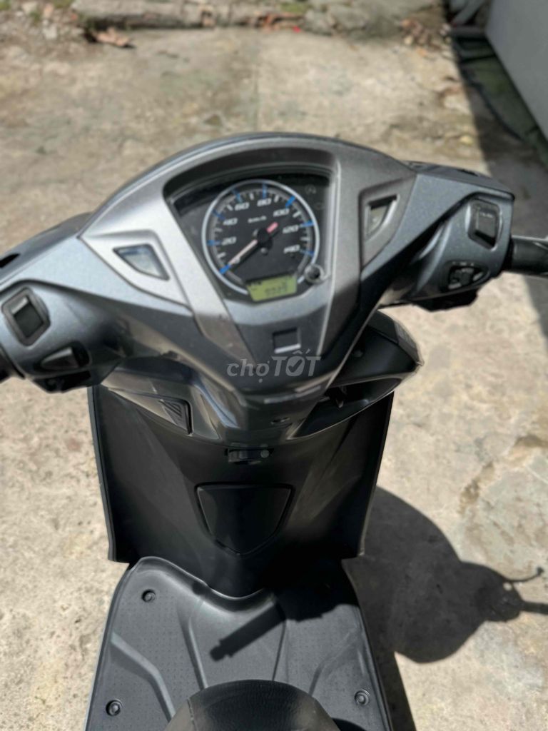 Honda Lead 125 Fi / Chính Chủ 64. Mua bán Xe máy tại Quận Bình Thuỷ Cần Thơ được đăng bởi CỬA HÀNG XE MÁY VŨ Fi hình 5