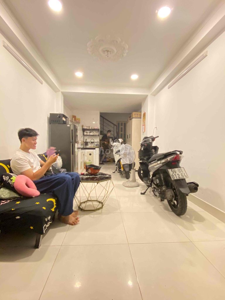 Аренда · 3 комн. · 30 м² · Quận 10, ул. Đường 3 Tháng 2