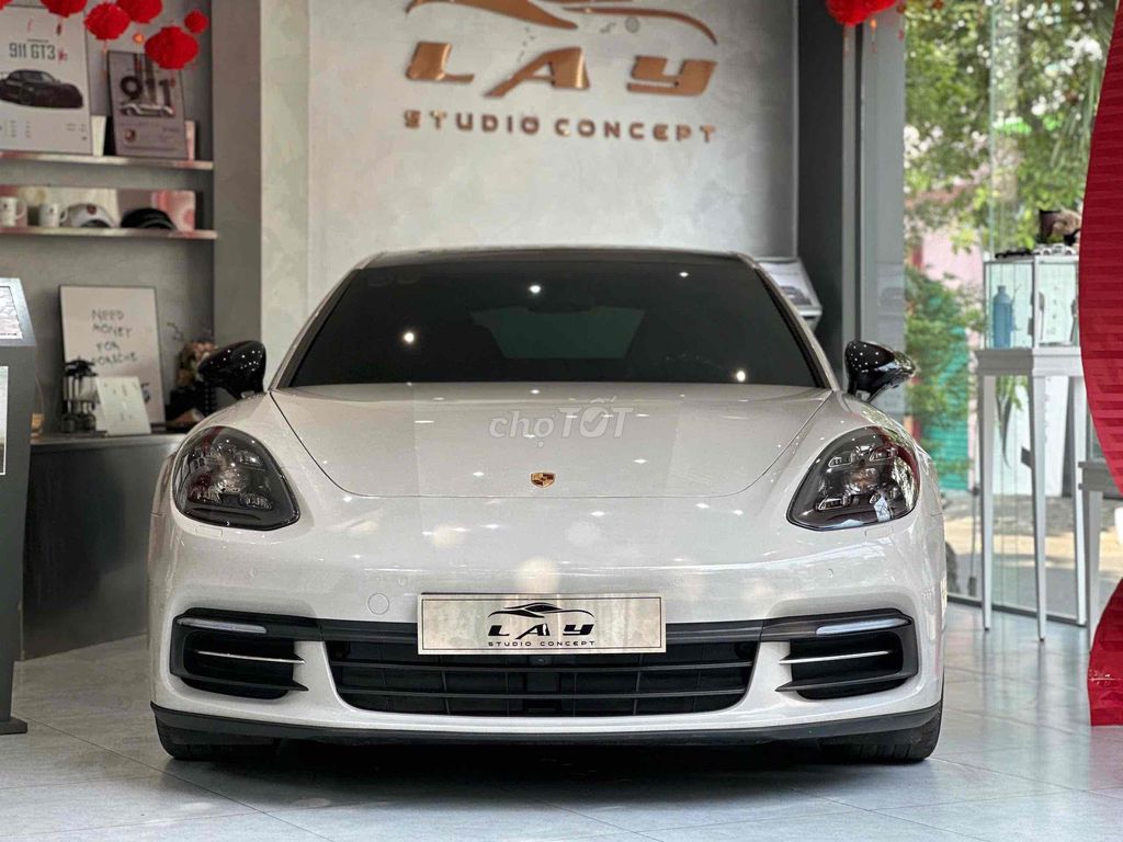 Porsche Panamera4 Executive 2019 - 60000 km