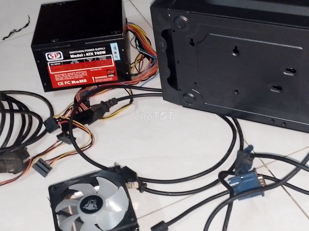 Nguồn máy tính ATX 700W Đen Mới. Mua bán Linh kiện (RAM, Card...) tại Huyện Chợ Mới An Giang được đăng bởi Đạt Phan hình 1