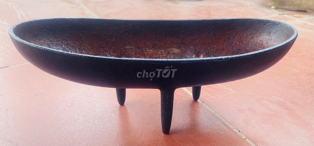 Chậu hoa kim loại màu Đen. Mua bán Cây cảnh, đồ trang trí tại Huyện Hoài Đức Hà Nội được đăng bởi Phạm Hương hình 1