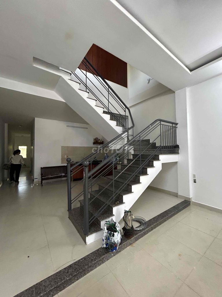 Nhà 2 tầng 3Pn đường Trung Lương 14, Hoà Xuân