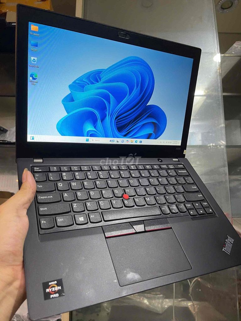Laptop Lenovo Thinkpad Ryzen 5 8GB/128GB. Mua bán Laptop tại Quận Gò Vấp Tp Hồ Chí Minh được đăng bởi Thanh lí cầm đồ hình 1
