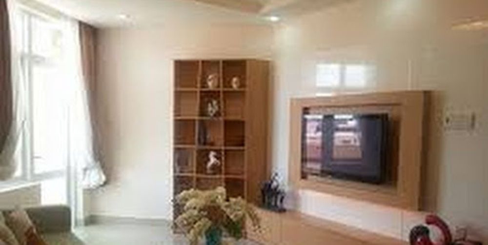 SAMPLE_HOUSE