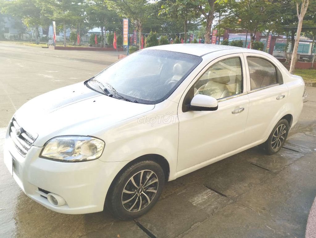 2014 - 17000 km. Mua bán Ô tô tại Huyện Đại Lộc Quảng Nam được đăng bởi Thanh Dang hình 3