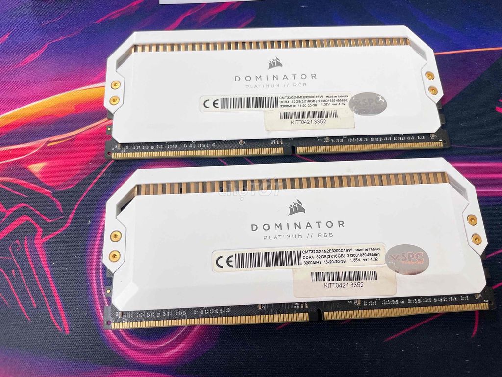 Kit Ram White Corsair Dominator 2x16Gb/3200 Trắng