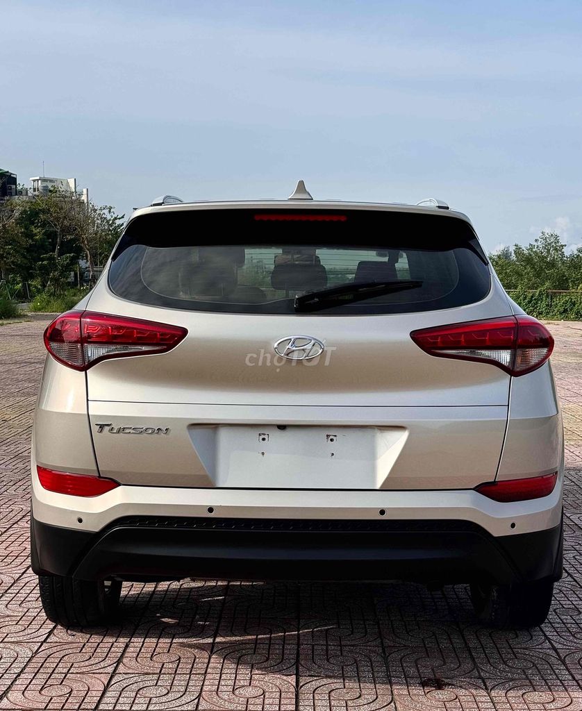 Hyundai Tucson 2018 2.0 AT - 82000 km. Mua bán Ô tô tại Quận Cẩm Lệ Đà Nẵng được đăng bởi nguyễn văn khoa hình 8