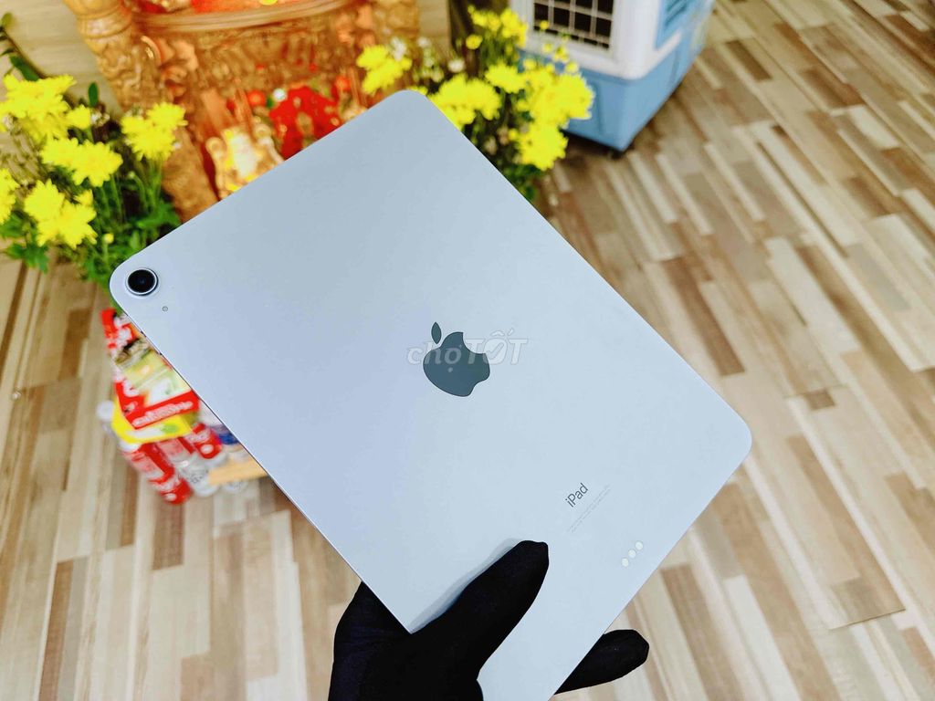 iPad Air 4 64G Wifi màu xanh Blue 99% pin 100%