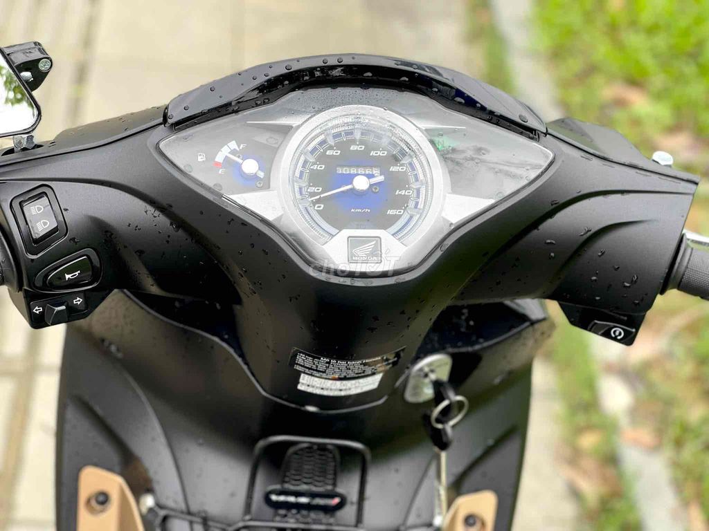 bán future mới mua hơn tháng mới 99,99% odo 800 km. Mua bán Xe máy tại Thành phố Huế Thừa Thiên Huế được đăng bởi phan bá tịnh hình 6