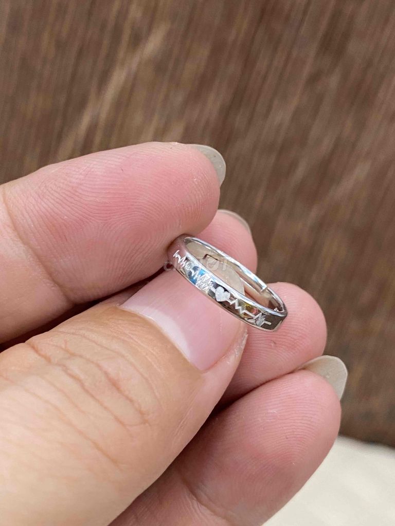 Nhẫn bạc Nữ 925 mạ vàng trắng, form nhỏ, hoạ tiết. Mua bán Phụ kiện thời trang khác tại Quận 5 Tp Hồ Chí Minh được đăng bởi Duan Pham hình 1