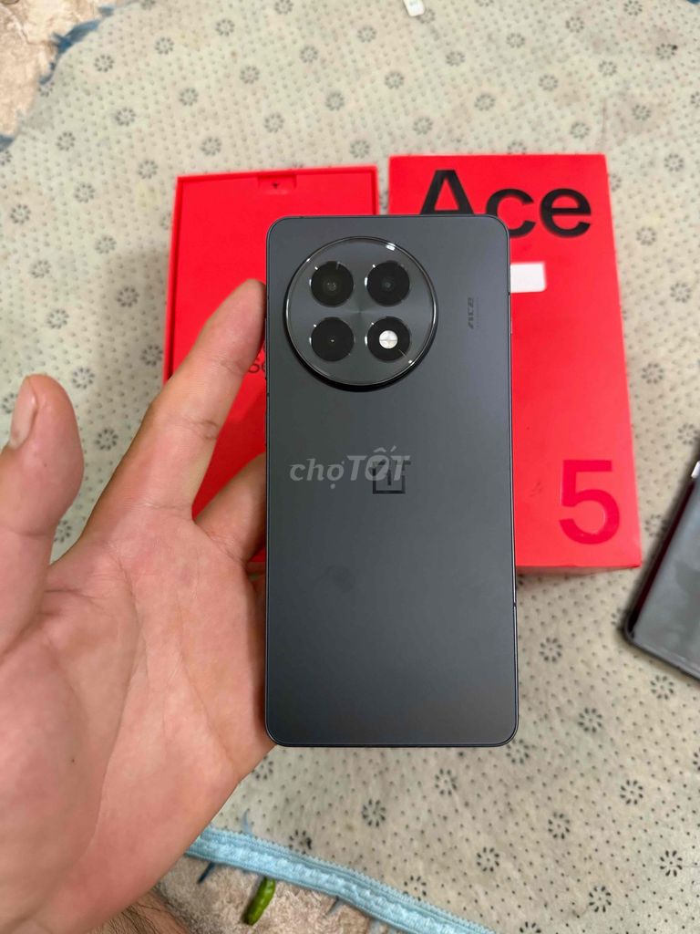 OnePlus Ace 5 16GB 256GB Đen Snapdragon 8 Gen 3. Mua bán Điện thoại tại Quận Tân Bình Tp Hồ Chí Minh được đăng bởi Nguyễn Thắng Mobile hình 1