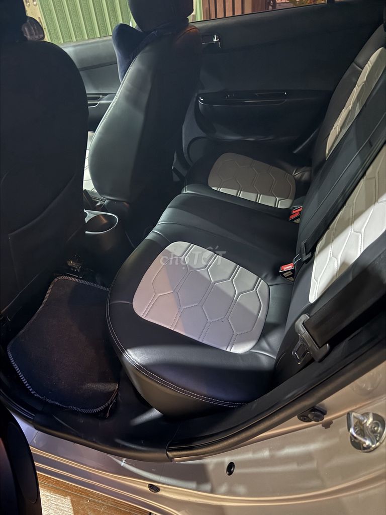 Hyundai i20 2011 1.4 AT - 149000 km. Mua bán Ô tô tại Quận Cái Răng Cần Thơ được đăng bởi Phạm văn trung hình 4