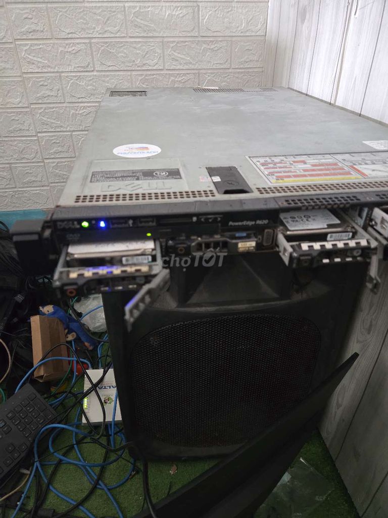 Máy chủ Dell PowerEdge R620 2x E5-2660 32GB DDR3. Mua bán Máy tính để bàn tại Quận 12 Tp Hồ Chí Minh được đăng bởi Võ Thành Luân hình 1