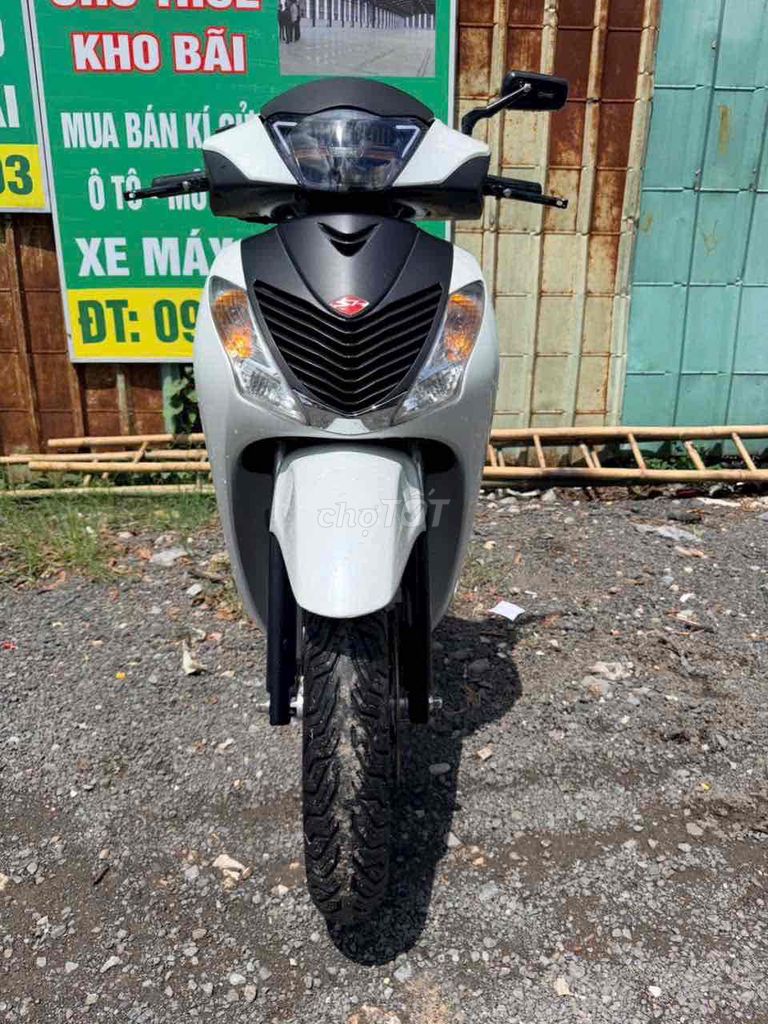 Honda SH 125i 2010 белый Италия