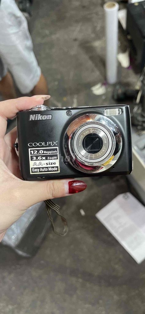 Máy ảnh Nikon Coolpix. Mua bán Máy ảnh, Máy quay tại Quận Gò Vấp Tp Hồ Chí Minh được đăng bởi ngoc nk hình 1
