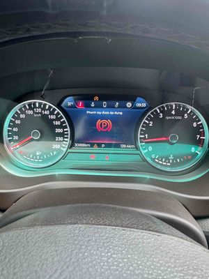 VinFast Lux A 2.0 Turbo 2020 Trắng oddo 3 vạn