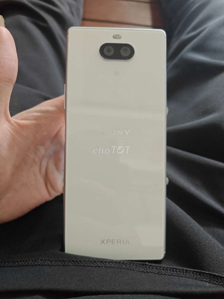 Sony Xperia 8 64GB Trắng. Mua bán Điện thoại tại Quận Sơn Trà Đà Nẵng được đăng bởi Quân Lê hình 1