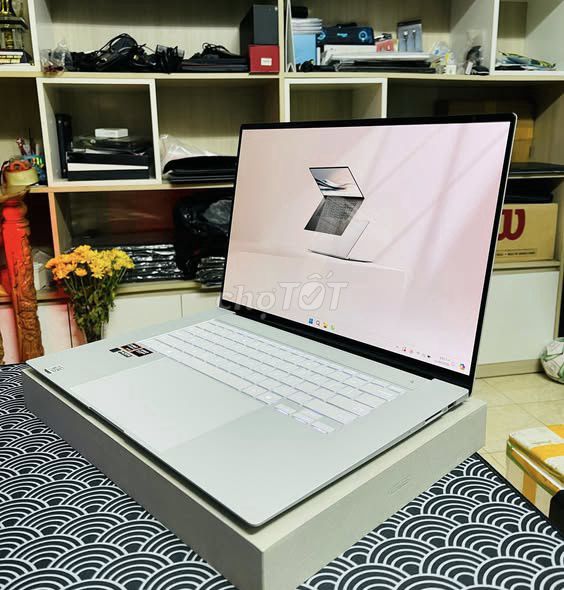 ASUS Zenbook S16 AMD Ryzen AI 9 16 inch 32GB/1TB. Mua bán Laptop tại Quận Phú Nhuận Tp Hồ Chí Minh được đăng bởi LAPTOP VINA hình 1