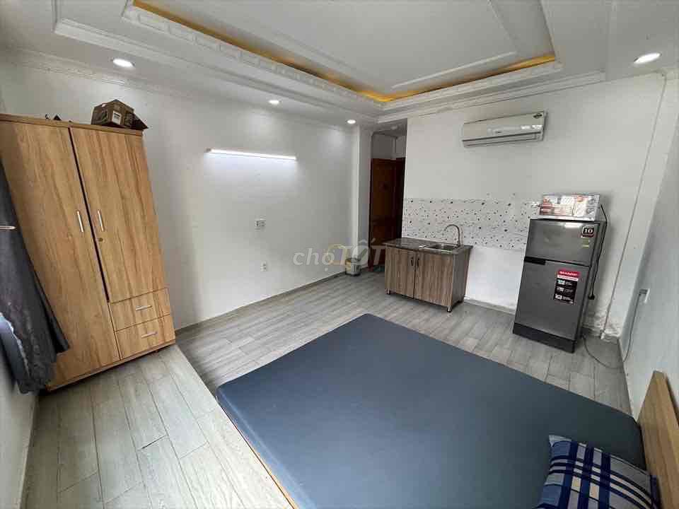 Реальная цена‼️Просторная комната🏡Большое окно 📍Бать Данг_Ханг Зань