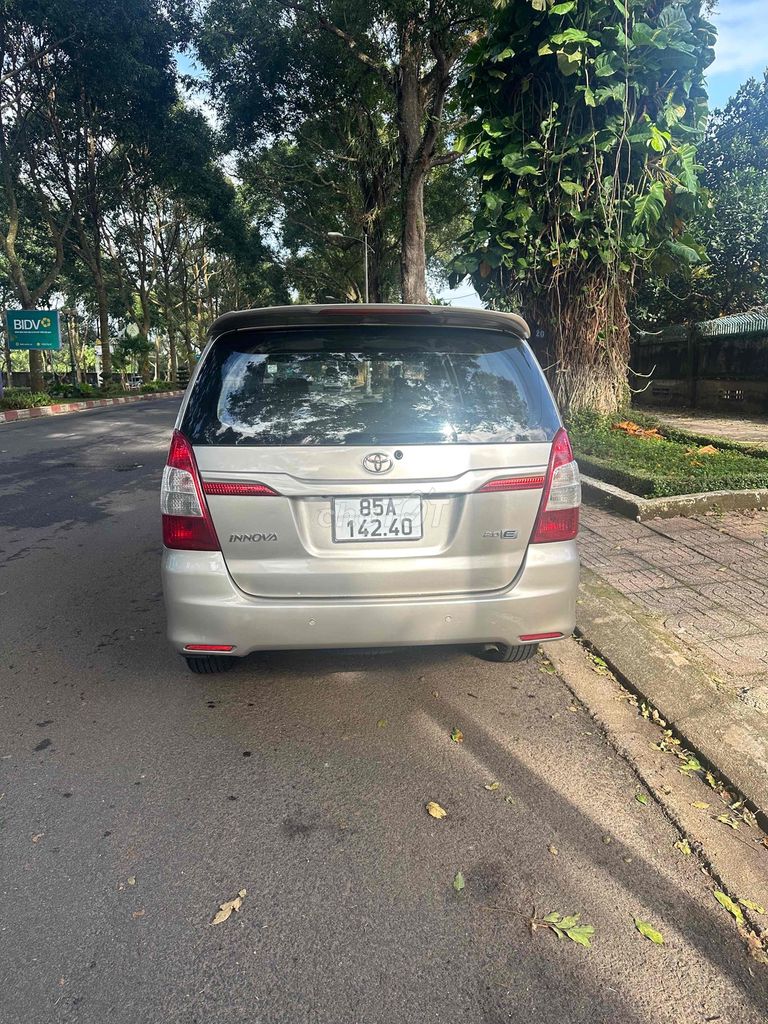 gd cần bán Toyota Innova 2015 E. Mua bán Ô tô tại Thành phố Buôn Ma Thuột Đắk Lắk được đăng bởi Phong phú hình 2