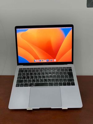 macbook pro 2017. Mua bán Laptop tại Thành phố Thuận An Bình Dương được đăng bởi HIEU
