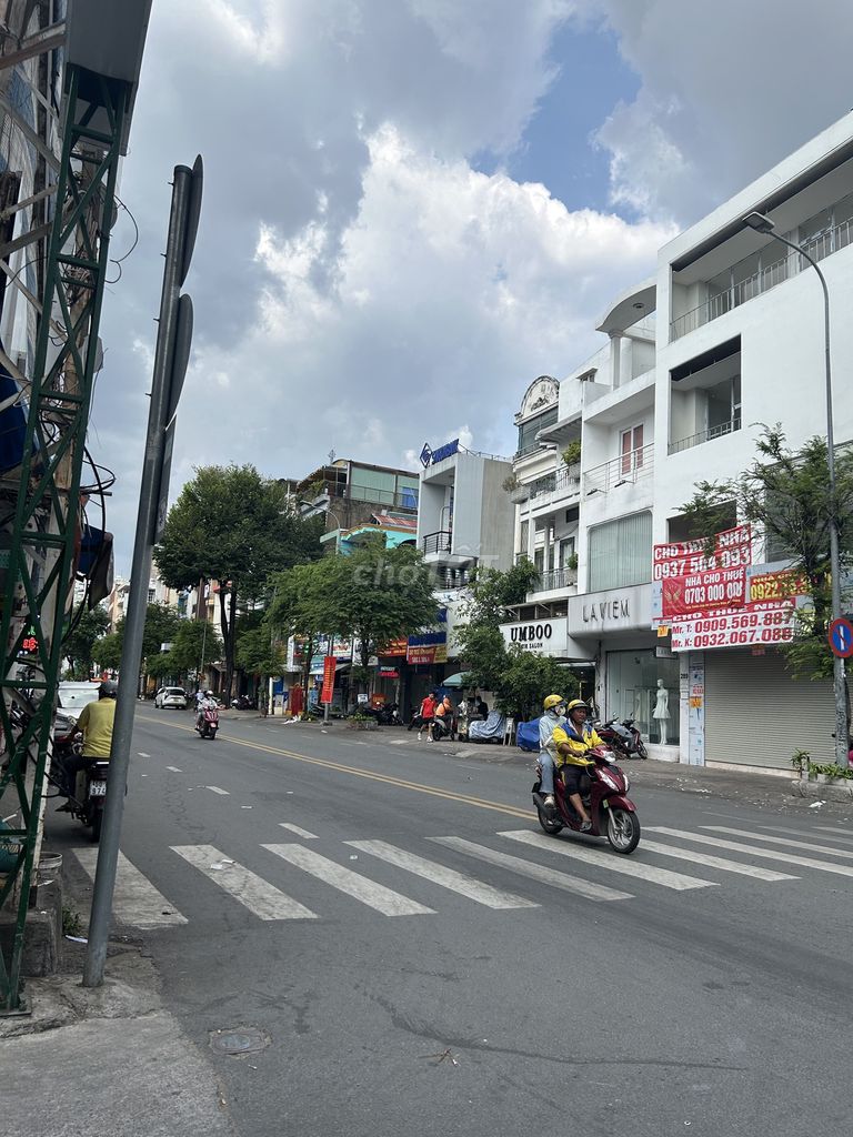 MẶT TIỀN VÕ VĂN TẦN - ĐOẠN 2 CHIỀU + VỊ TRÍ ĐẸP + BỀ NGANG LỚN. Mua bán nhà ở tại Quận 3 Tp Hồ Chí Minh được đăng bởi Nguyễn Văn Kháng hình 1