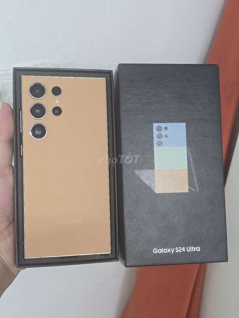 Samsung Galaxy S24 Ultra 256GB Vàng. Mua bán Điện thoại tại Thành phố Hưng Yên Hưng Yên được đăng bởi Nam Hải hình 1
