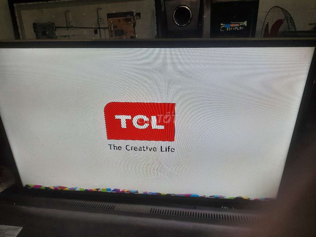 Smart tivi TCL 32inch đẹp leng keng