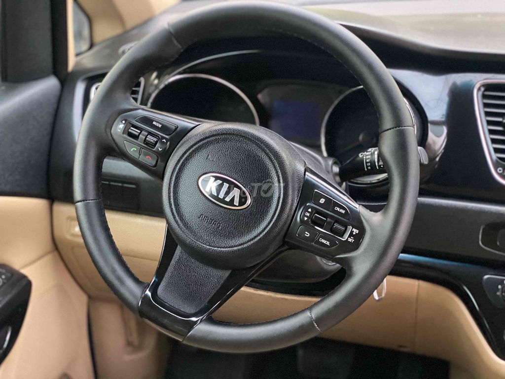 Kia Sedona 2016 2.2 Dầu Trắng. Mua bán Ô tô tại Thành phố Long Khánh Đồng Nai được đăng bởi Mr hiếu hình 14
