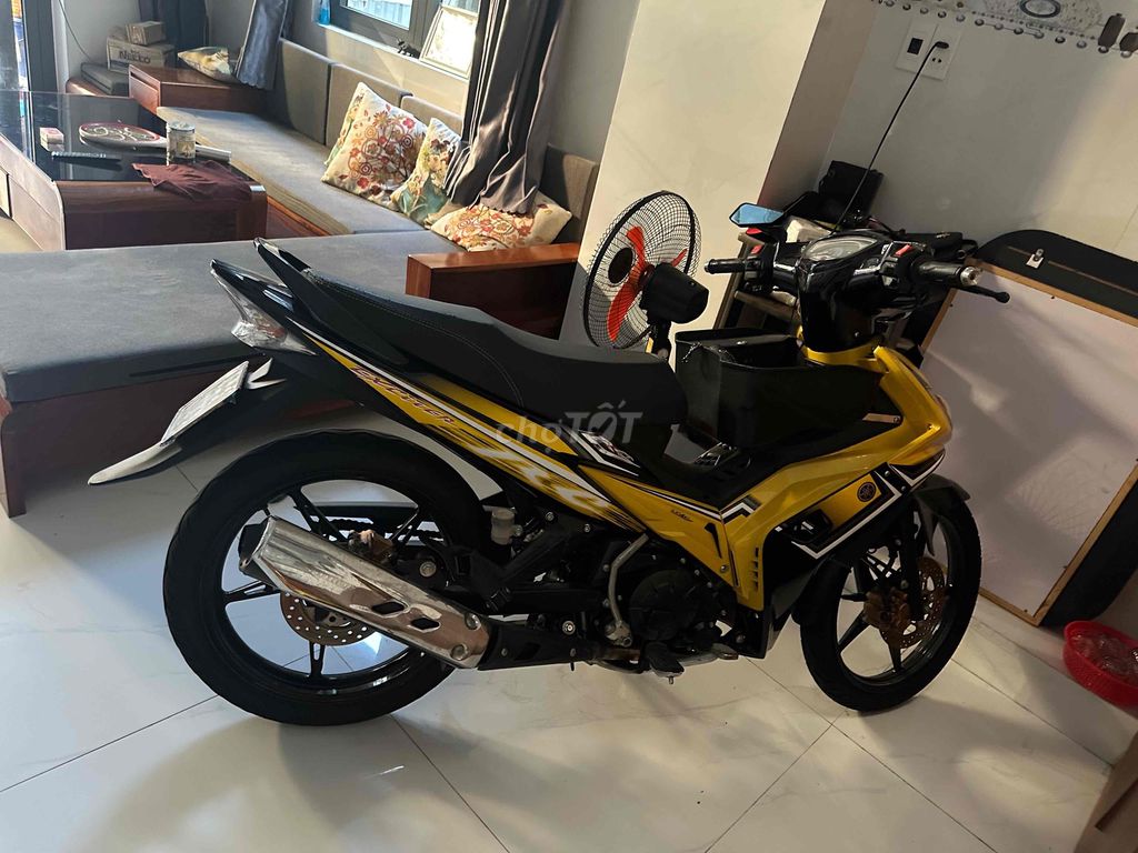 Пуховик Yamaha Exciter 2013 2010, черное золото