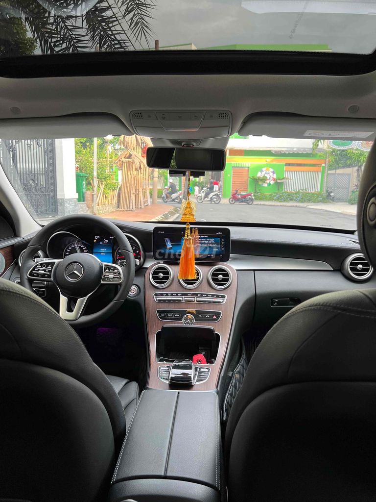 Mercedes C200 Exclusive odo 28k km siêu lướt 2019. Mua bán Ô tô tại Quận Bình Thạnh Tp Hồ Chí Minh được đăng bởi Nguyễn Thanh Tân hình 14