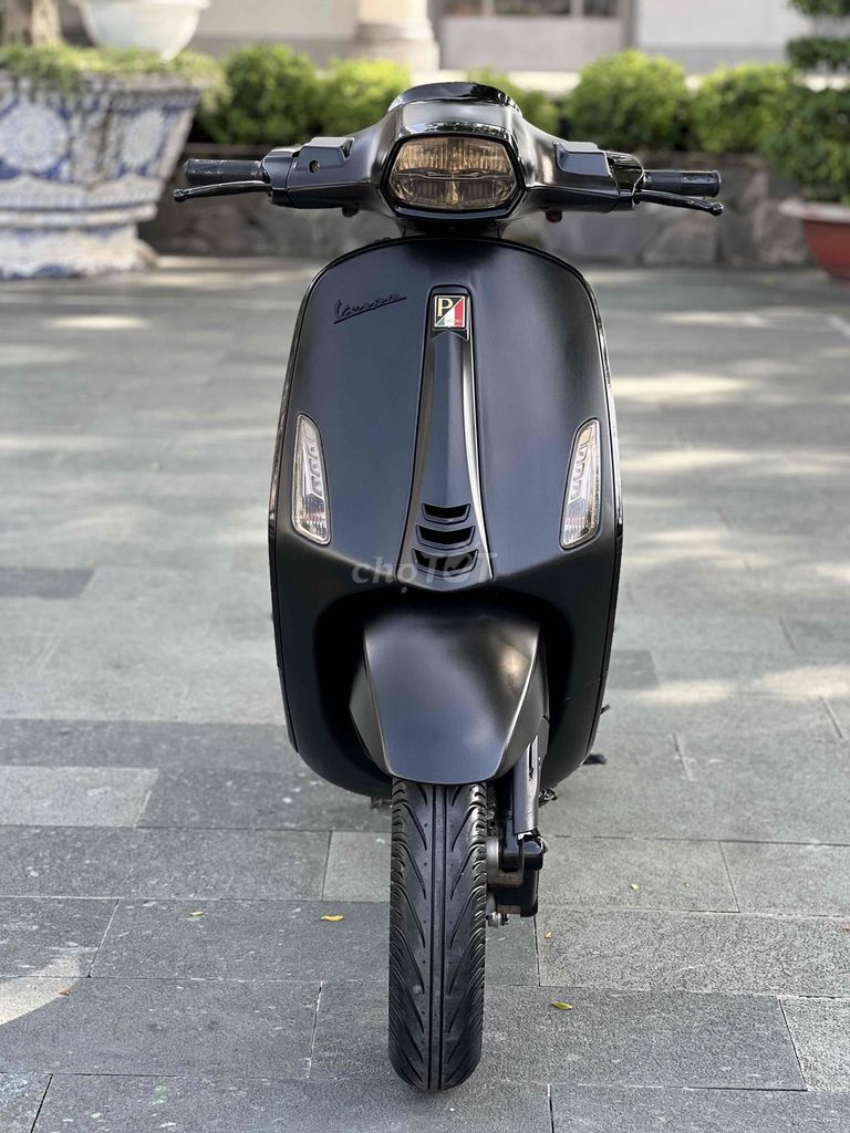 VESPA SPRINT 2018 Note Đen Nhám BSTP Chính Chủ. Mua bán Xe máy tại Thành phố Thủ Đức Tp Hồ Chí Minh được đăng bởi Hiếu  hình 1
