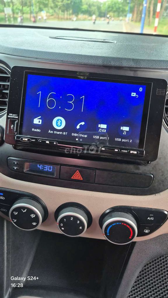 Hyundai grand i10 1.2 2017 số sàn. Mua bán Ô tô tại Thị xã Bến Cát Bình Dương được đăng bởi Quang Minh hình 8