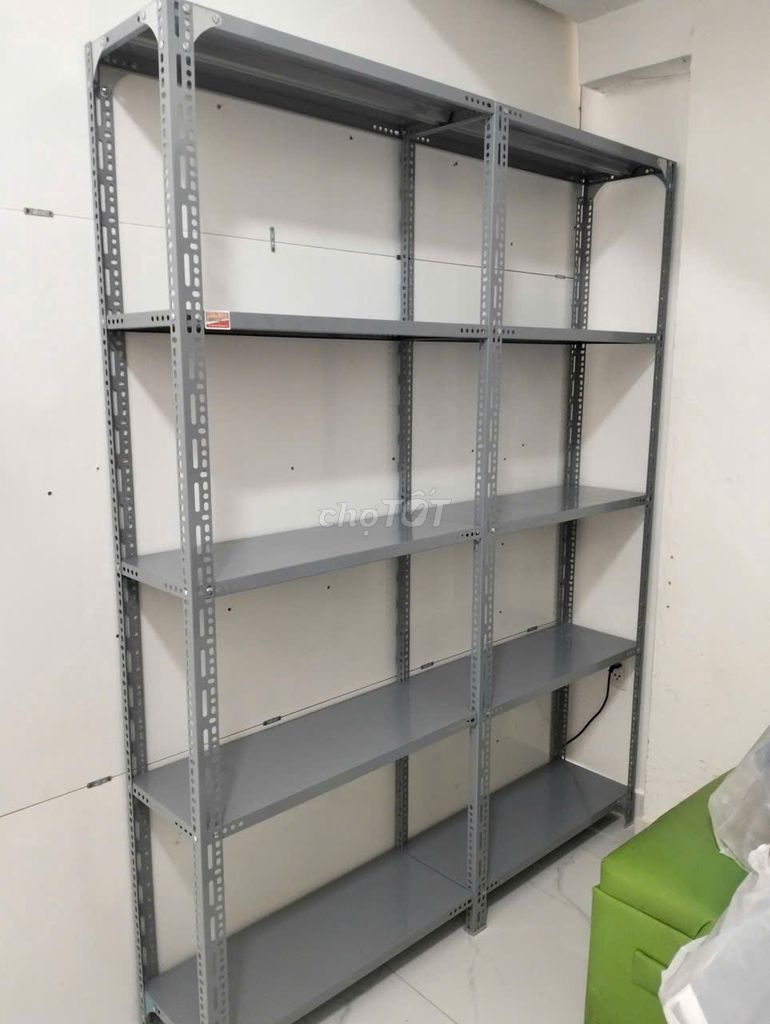 Kệ sắt V lỗ Ngọc Tín 2m x 1.6m x 0.3m 5 mâm. Mua bán Tủ, kệ gia đình tại Quận Tân Phú Tp Hồ Chí Minh được đăng bởi CÔNG TY NGỌC TÍN hình 1