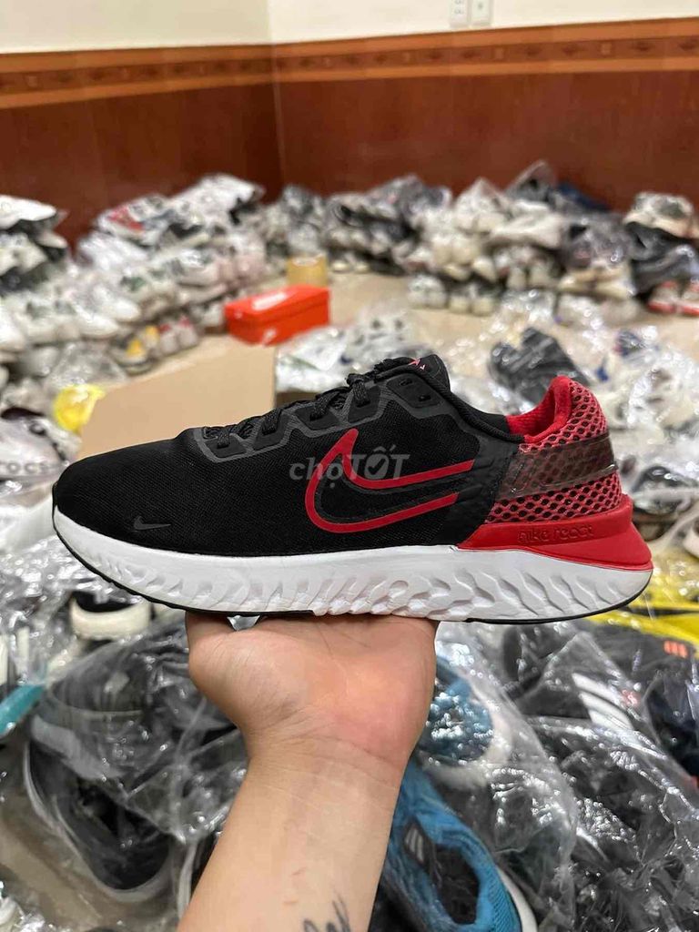 nike legend react 3 quá ngon mà mới lun ạ 📍