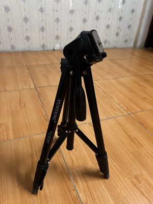 Chân máy ảnh Yunteng VCT 681RM kèm túi đeo. Mua bán Phụ kiện (Màn hình, Chuột...) tại Quận Cầu Giấy Hà Nội được đăng bởi Thảo