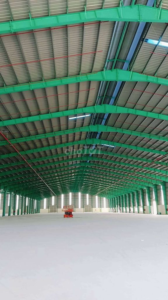 Cho thuê xưởng 55.000m2.Giá 3,1usd/m.Trong khu công nghiệp Bình Phước.